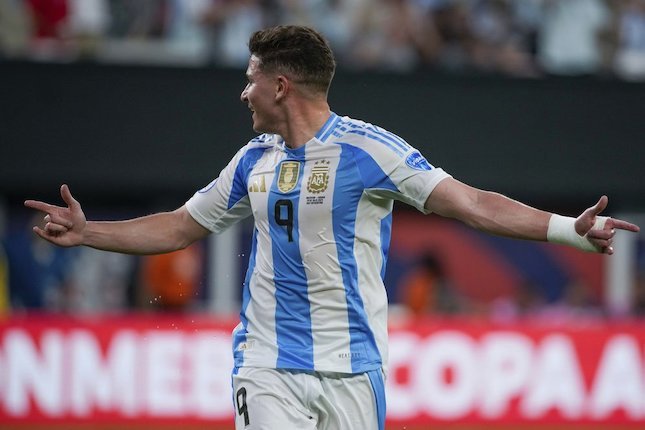 Copa America 2024: Selebrasi gol pemain Argentina, Julian Alvarez, saat melawan Kanada di semifinal (c) AP Photo/Pamela Smith